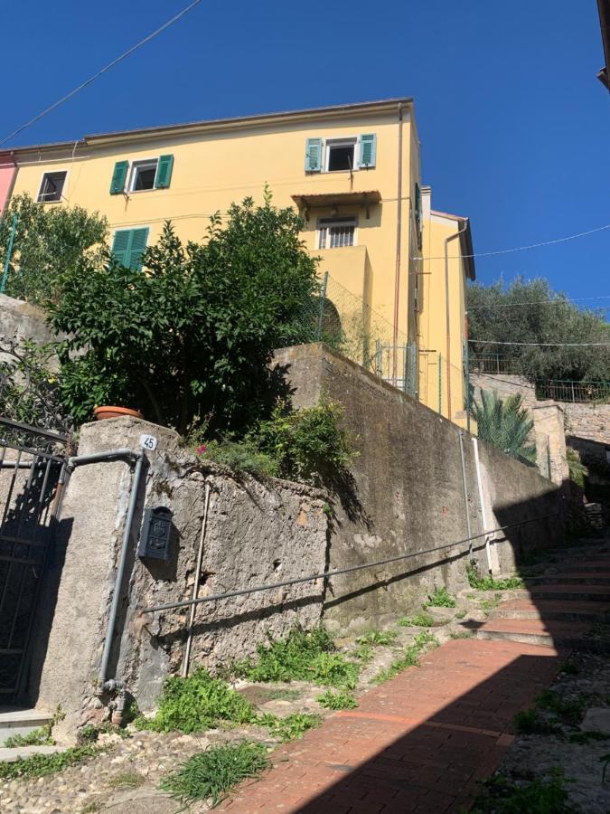 Appartamento La Serra Di Angela A Леричі Екстер'єр фото